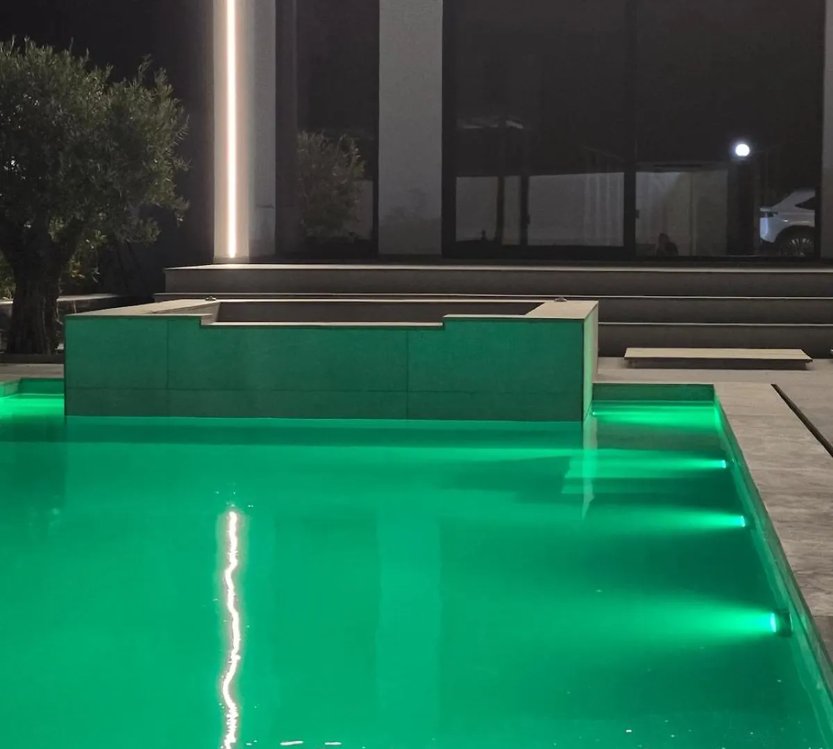 Aventus Luxury Villa Rrushkull  0*, Rrushkull (Durres) Albania